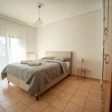 Alexandros アパート *